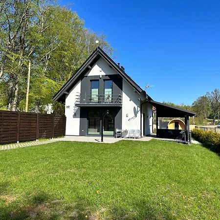 Domowy Zakatek Villa Tuchom Ngoại thất bức ảnh