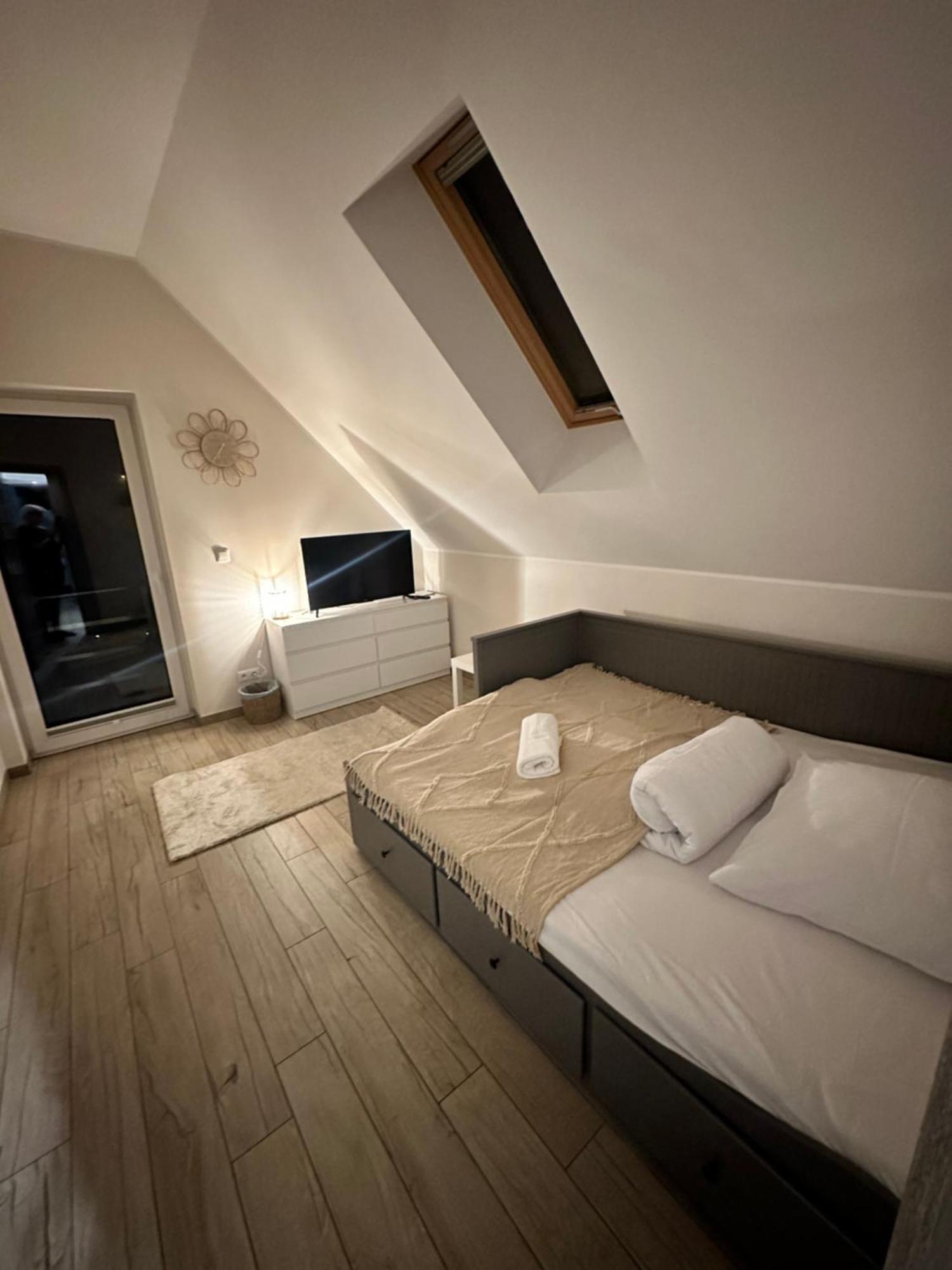 Domowy Zakatek Villa Tuchom Ngoại thất bức ảnh